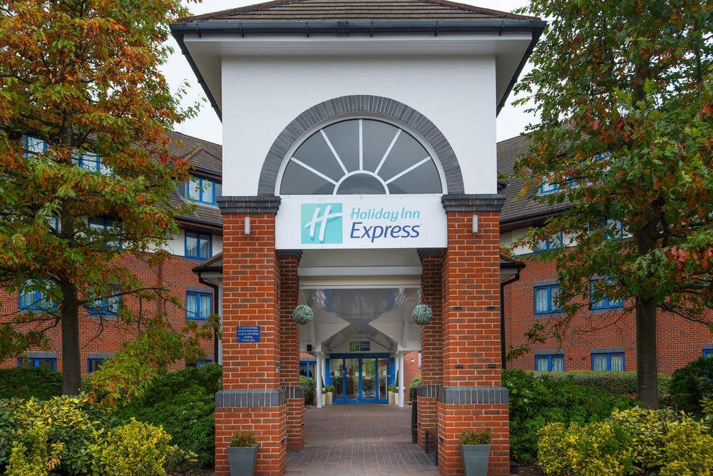 Holiday Inn Express Birmingham Nec, An Ihg Hotel Бикенхил Экстерьер фото
